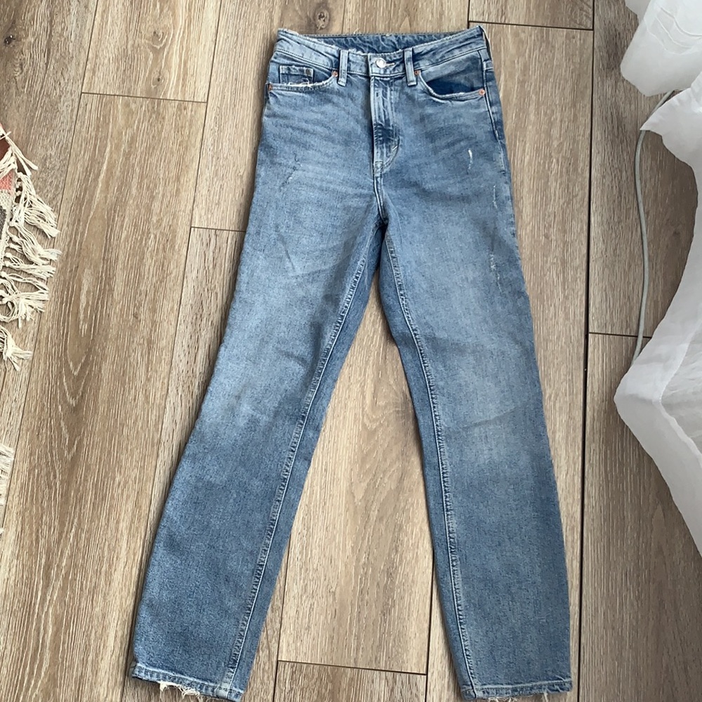 H&M jeans - high waisted 100% coton straight leg